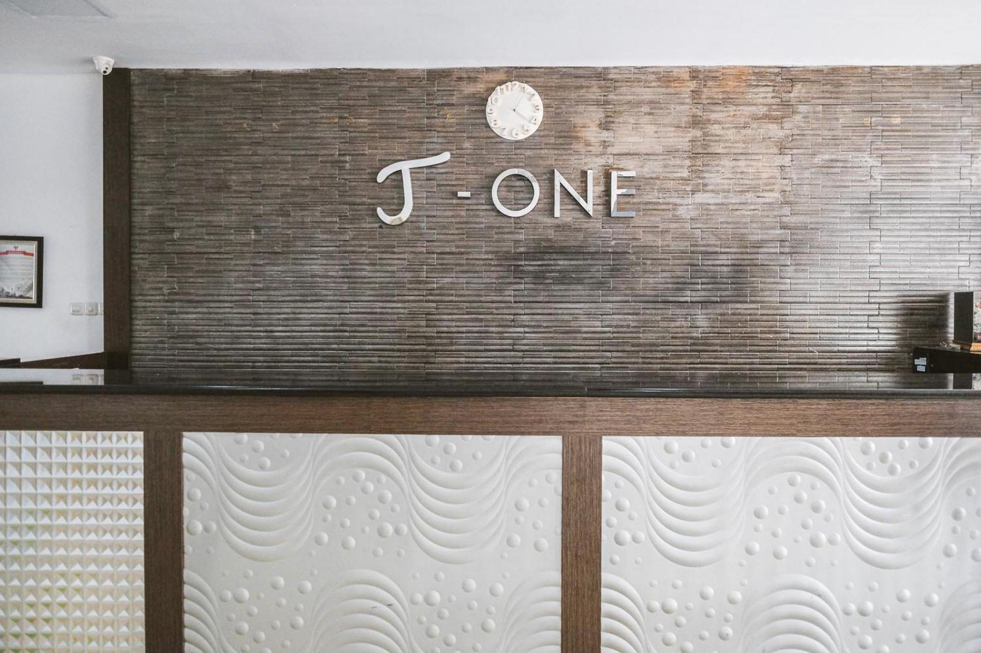 Reddoorz Premium At Hotel T-One Jambi Tanjungjohor Экстерьер фото